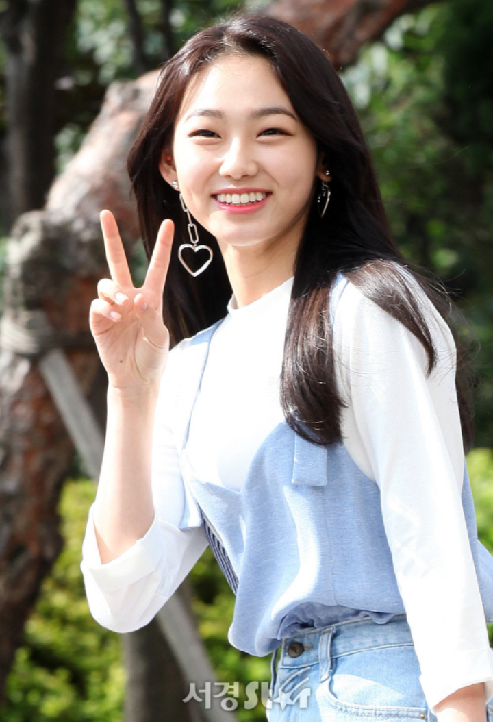출근하는 강미나. jpg | 인스티즈