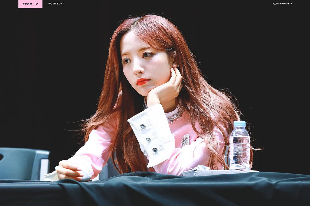 비쥬얼은 아이돌 톱클래스인 우주소녀 보나.jpg | 인스티즈