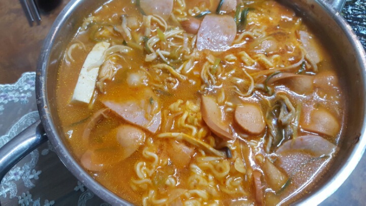 중앙부대찌개 이미지