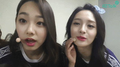정체불명의 유닛을 결성했던 두 멤버jpgif (아이오아이) | 인스티즈