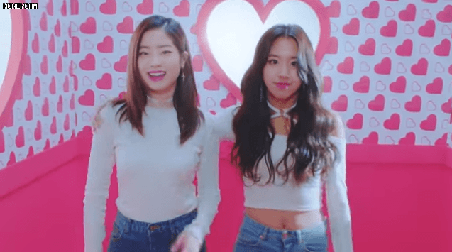 트와이스 신곡 中 낯설지 않은 안무 .jpg | 인스티즈