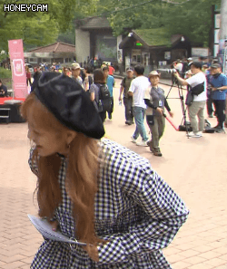오늘자 본격연예한밤 리포터 퀵소희.gif | 인스티즈