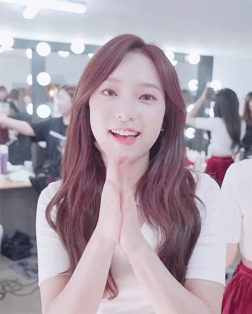 [에이프릴] 예나 사진 ,움짤 조금 | 인스티즈