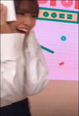 2003년생 중학생 MC유망주 아이돌룸 스페셜MC 안유진.gif | 인스티즈