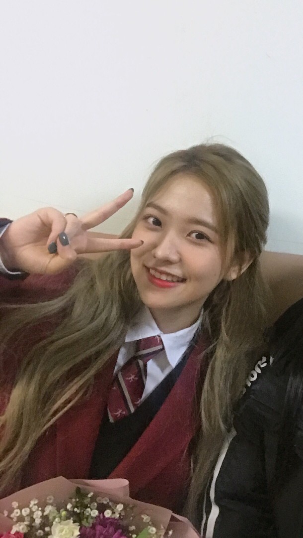 레드벨벳 예리 졸업식 날 | 인스티즈