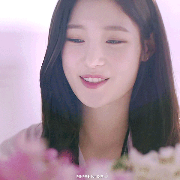 아침을 여는 정채연 | 인스티즈