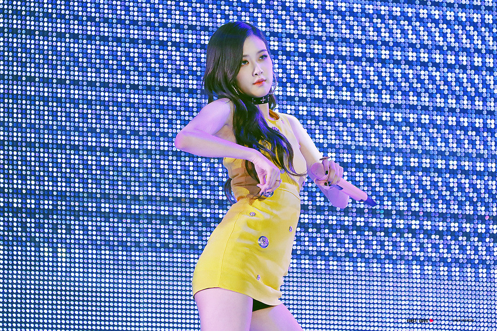블랙핑크 로제 노란 원피스 | 인스티즈