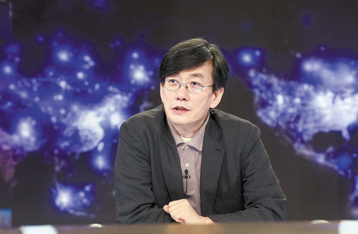 이제 갓 부임한 신입 대학교수 느낌 나는 방송인 | 인스티즈