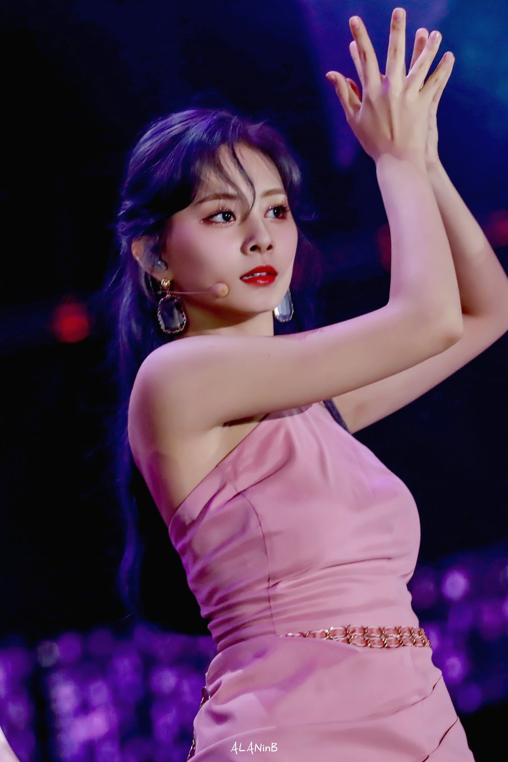 머리묶은 쯔위.jpgif | 인스티즈