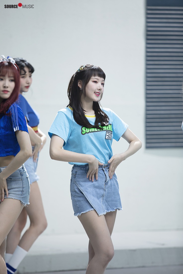 여자친구 뮤직비디오 쵤영 현장.jpg | 인스티즈