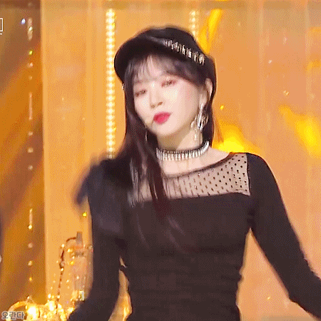 181209 인기가요 라붐 해인 ㄷㄷ.gif | 인스티즈