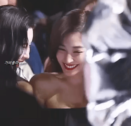 티파니.gif | 인스티즈