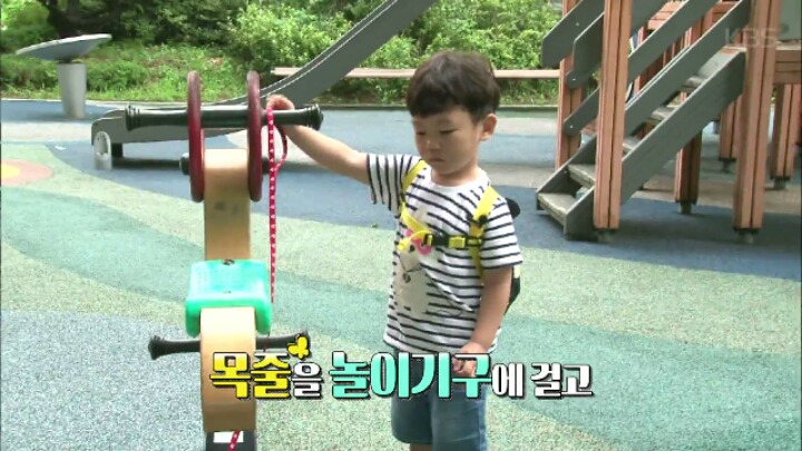 댕댕이 한테 미안해서 미끄럼틀 타러 못가는 대박이 ㅋㅋㅋJPG | 인스티즈